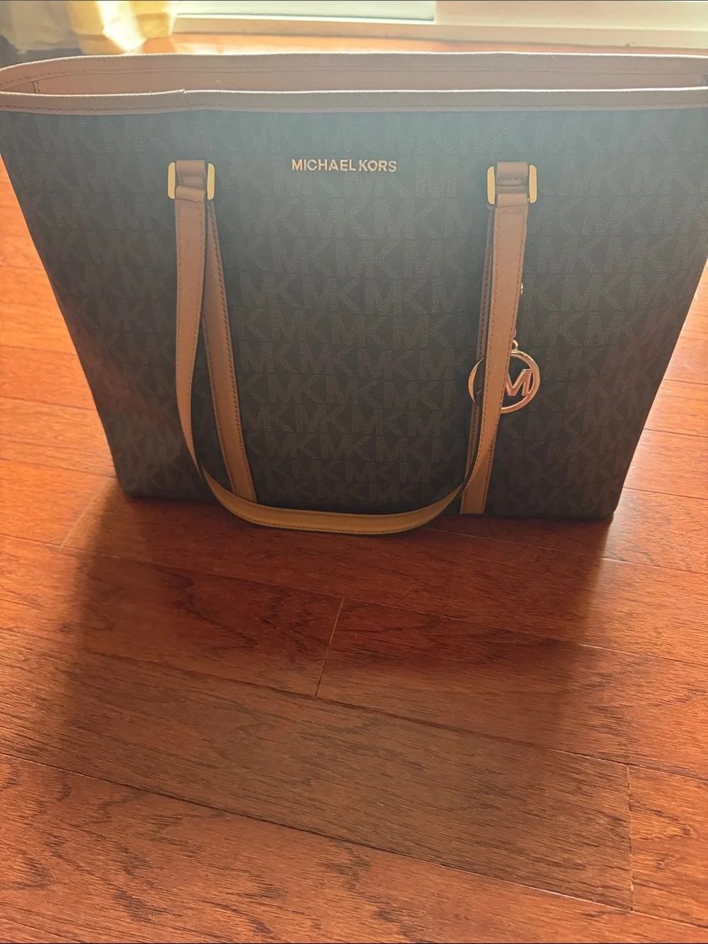 Michael Kors Tote